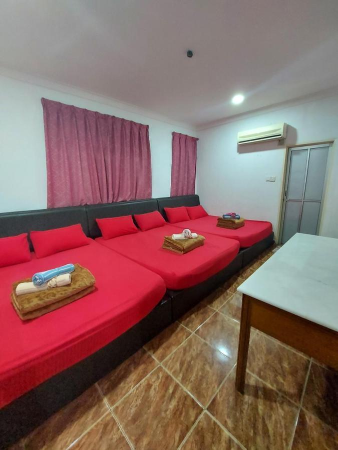 Nabil Nabila Motel Kuah Exterior foto